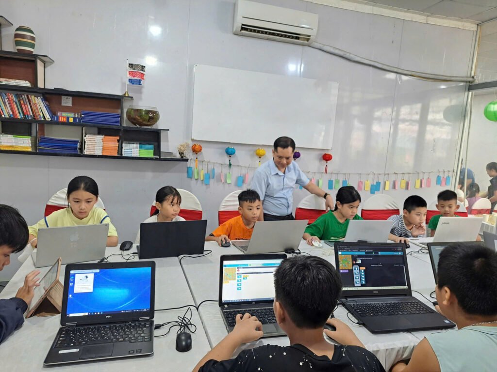 Khai Giảng Khóa Học CODE.ORG Tại Đào Tạo Công Nghệ Trẻ Em - ĐÀO TẠO ...