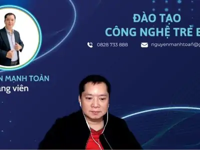 Hành Trình 3 Năm Yêu Thương Của Thầy Và Trò